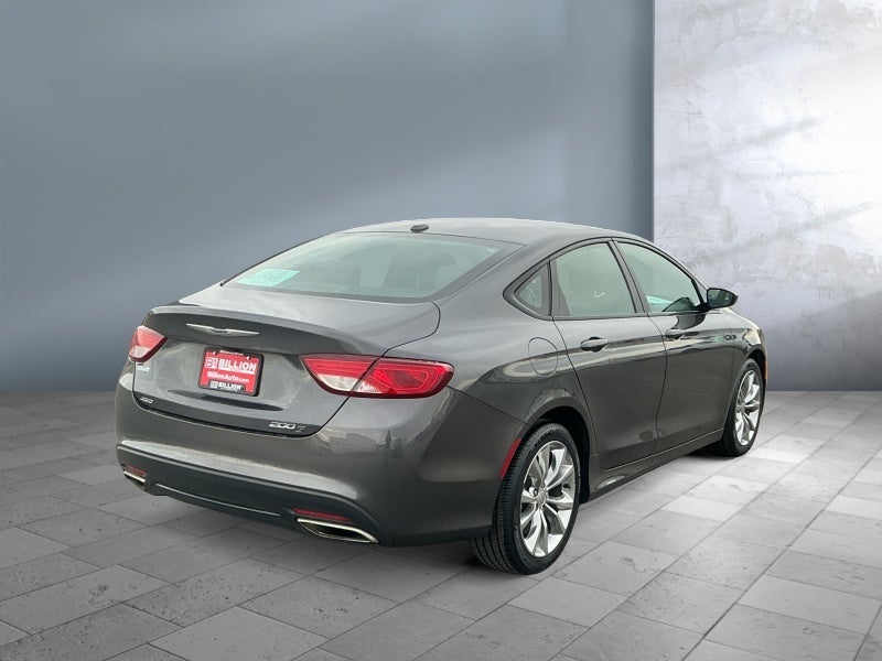 2015 Chrysler 200 S