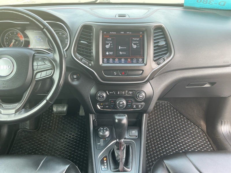 2020 Jeep Cherokee Trailhawk