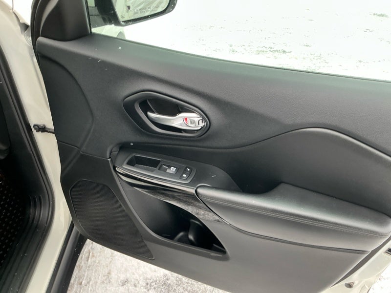 2019 Jeep Cherokee Altitude