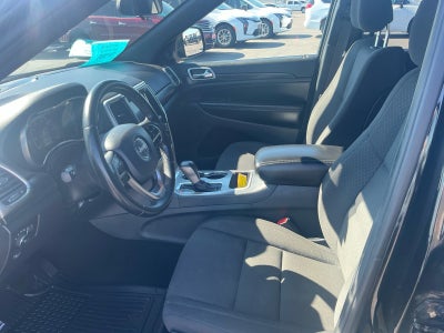 2019 Jeep Grand Cherokee Laredo