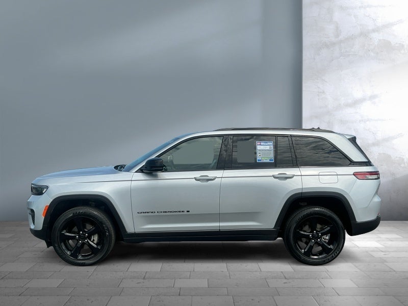 2023 Jeep Grand Cherokee Altitude X