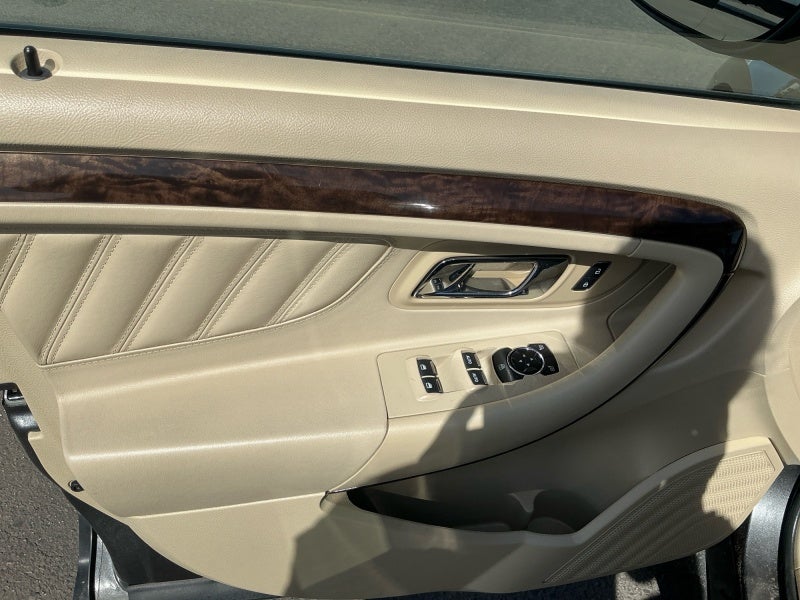 2016 Ford Taurus Limited