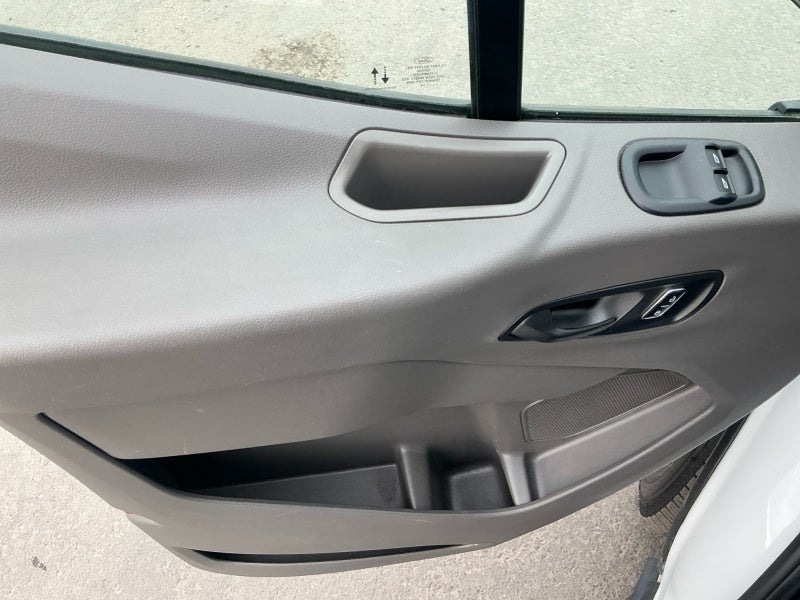 2024 Ford Transit Passenger Wagon XL