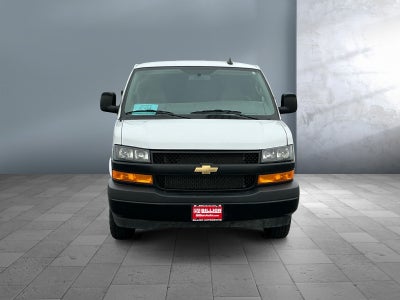 2025 Chevrolet Express Cargo WT