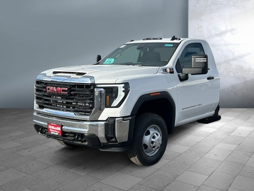 2026 GMC Sierra 3500 HD Chassis Cab Pro