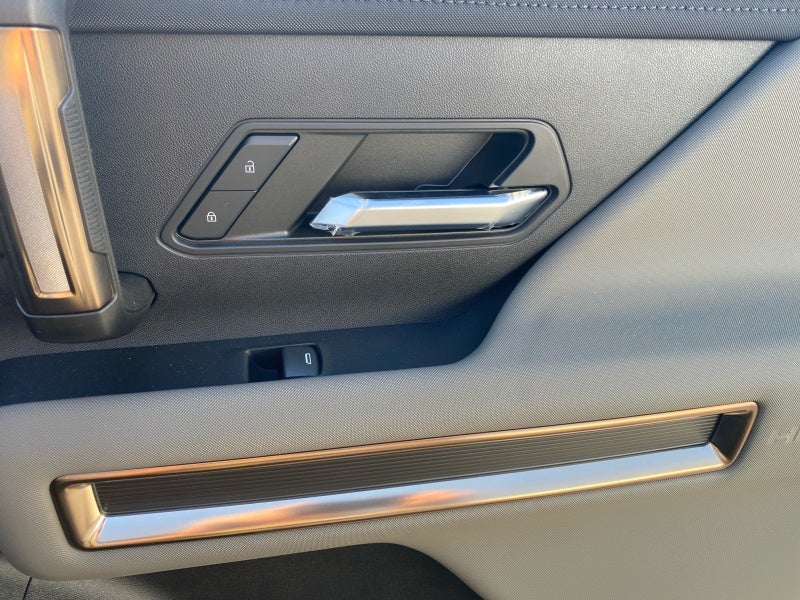 2024 GMC HUMMER EV SUV 2X