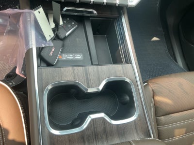 2027 GMC Acadia Denali Ultimate