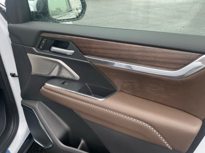 2027 GMC Acadia Denali Ultimate