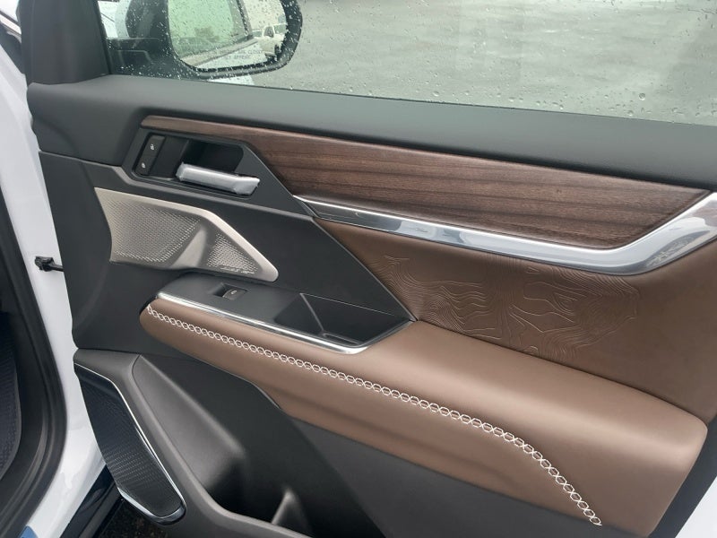 2027 GMC Acadia Denali Ultimate