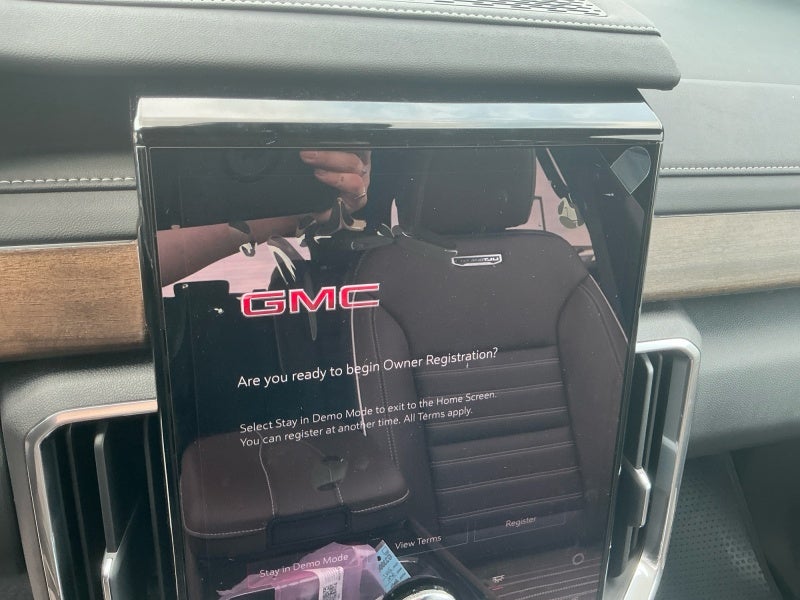 2027 GMC Acadia Denali Ultimate