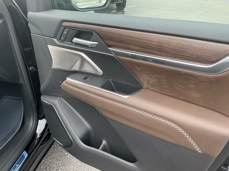 2027 GMC Acadia Denali Ultimate