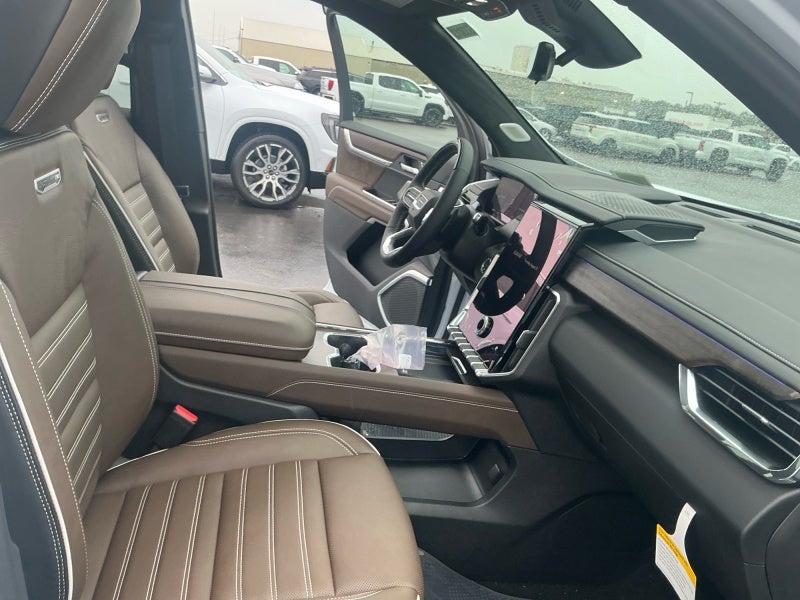2027 GMC Acadia Denali Ultimate