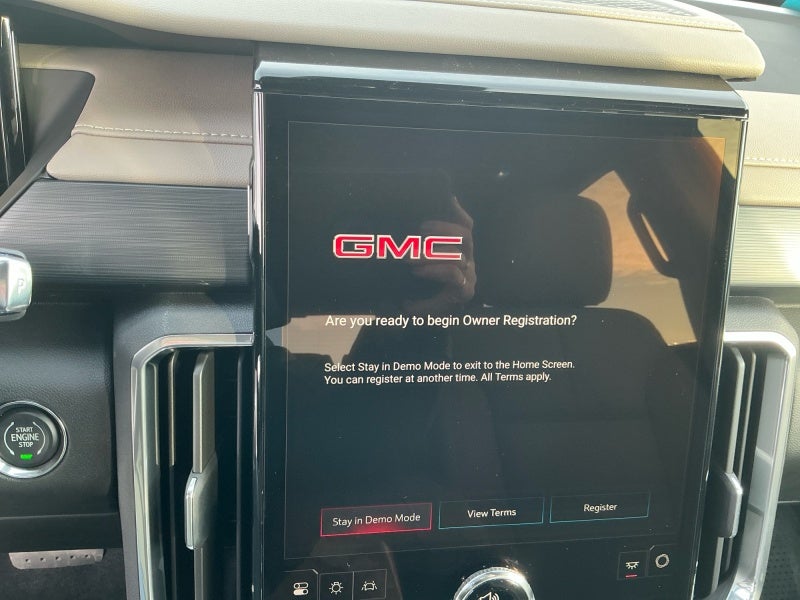 2026 GMC Acadia Elevation