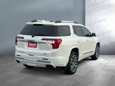 2022 GMC Acadia Denali