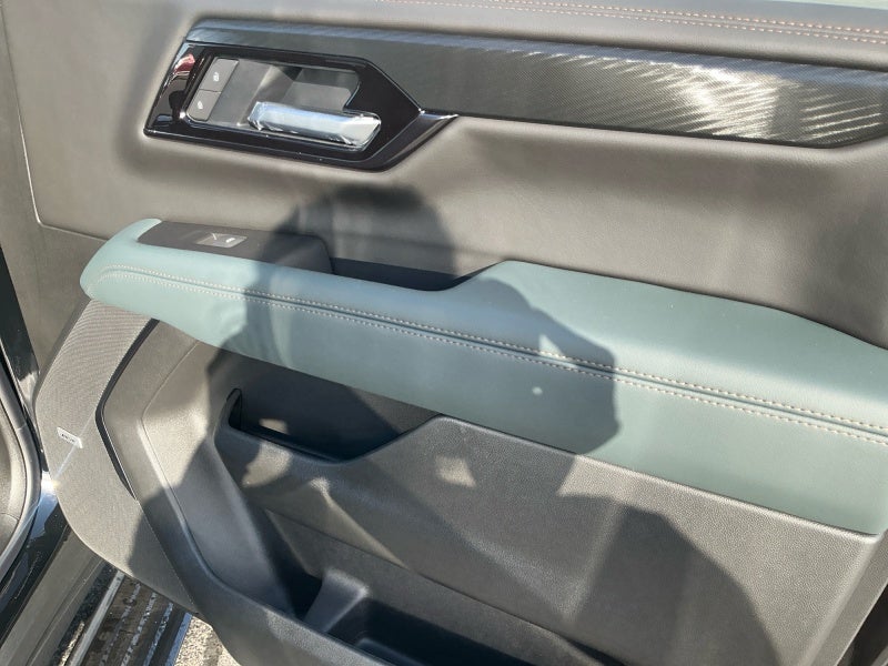 2027 GMC Yukon AT4