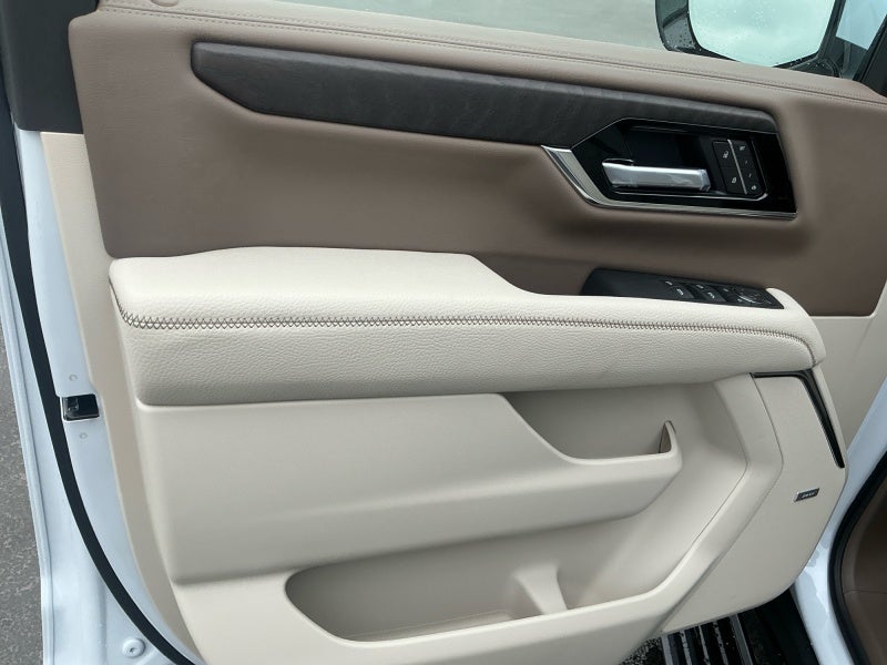 2026 GMC Yukon Denali - Photo 16