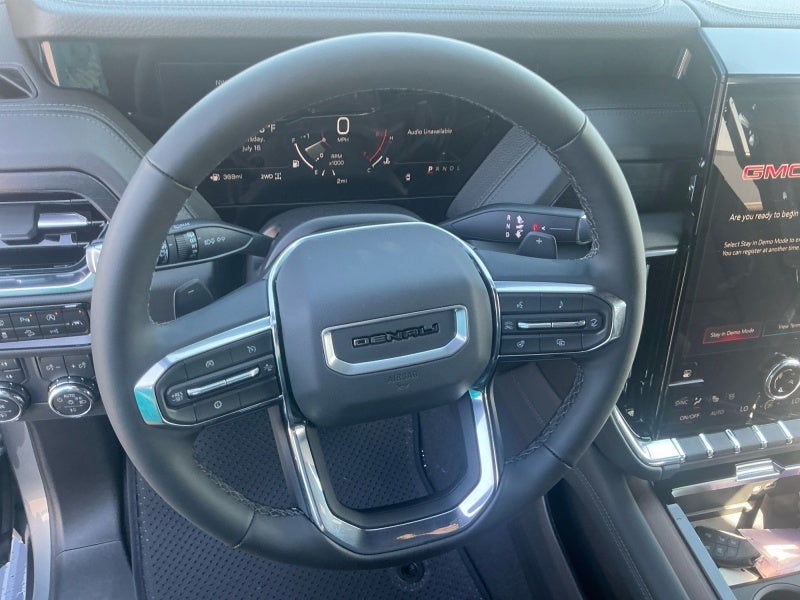 2026 GMC Yukon Denali - Photo 14