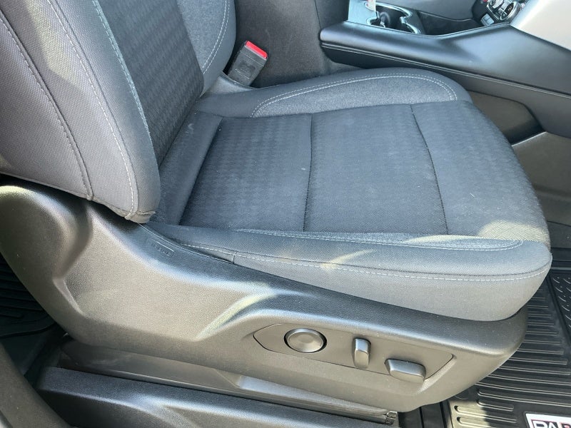 2024 GMC Yukon XL SLE