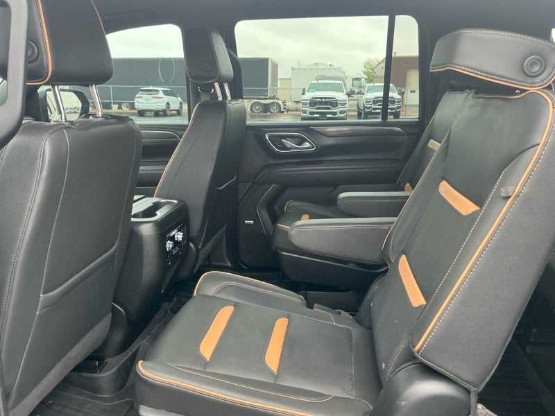2023 GMC Yukon XL AT4
