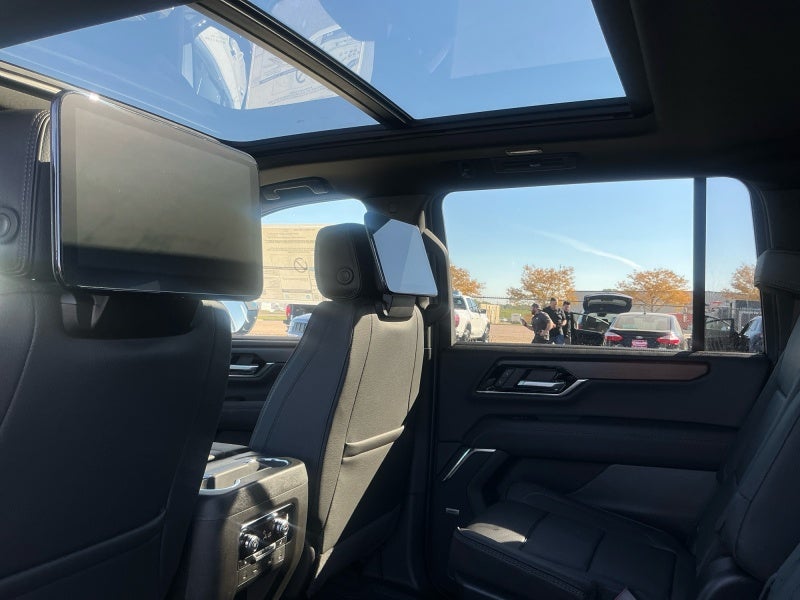 2027 GMC Yukon XL Denali
