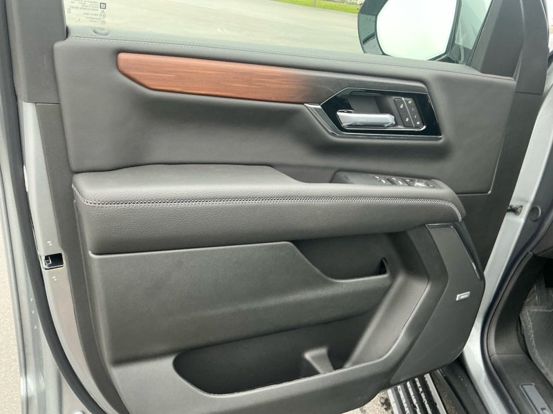 2027 GMC Yukon XL Denali