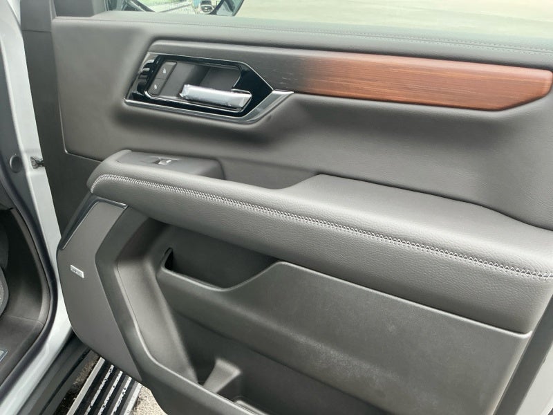 2027 GMC Yukon XL Denali