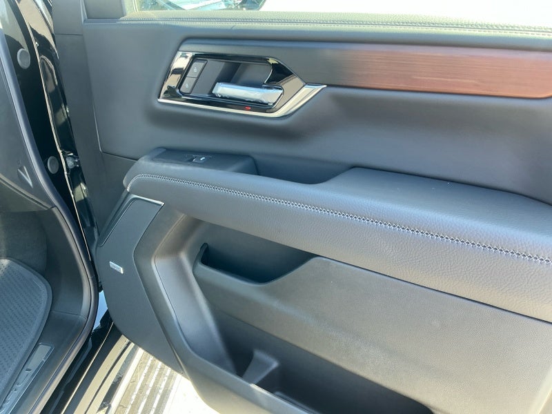 2027 GMC Yukon XL Denali