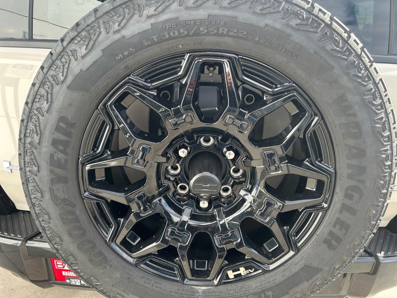 2026 GMC HUMMER EV SUV 2X