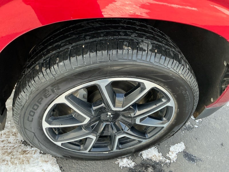 2023 Chevrolet Suburban RST