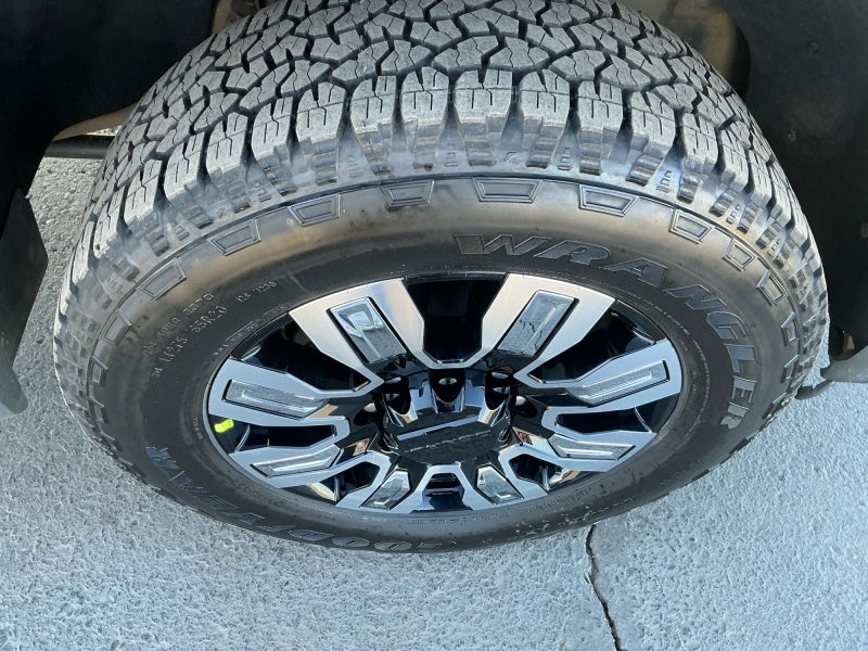 2024 GMC Sierra 2500 HD Denali Ultimate