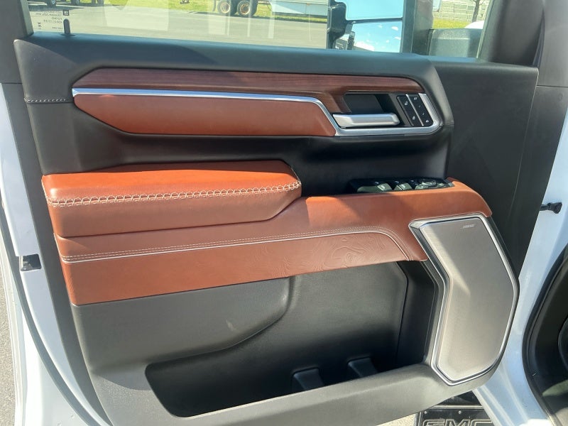 2024 GMC Sierra 3500 HD Denali Ultimate DRW