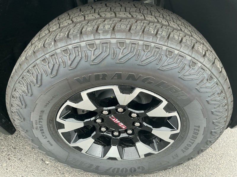 2026 GMC Sierra EV AT4 Max Range