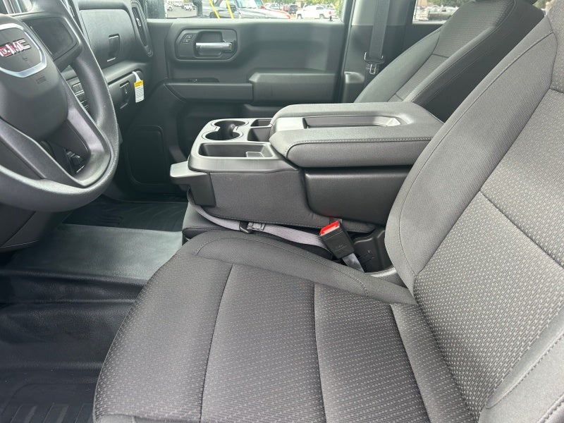 2025 GMC Sierra 2500 HD Pro