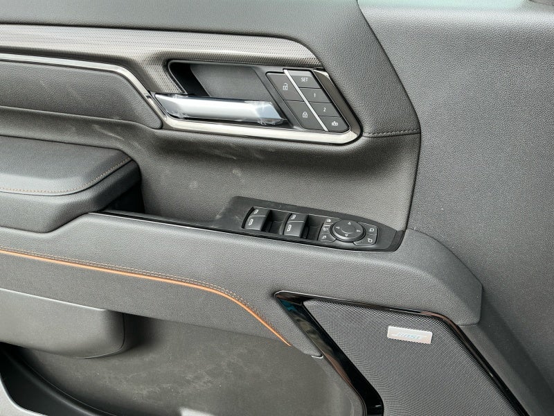 2025 GMC Sierra 3500 HD AT4