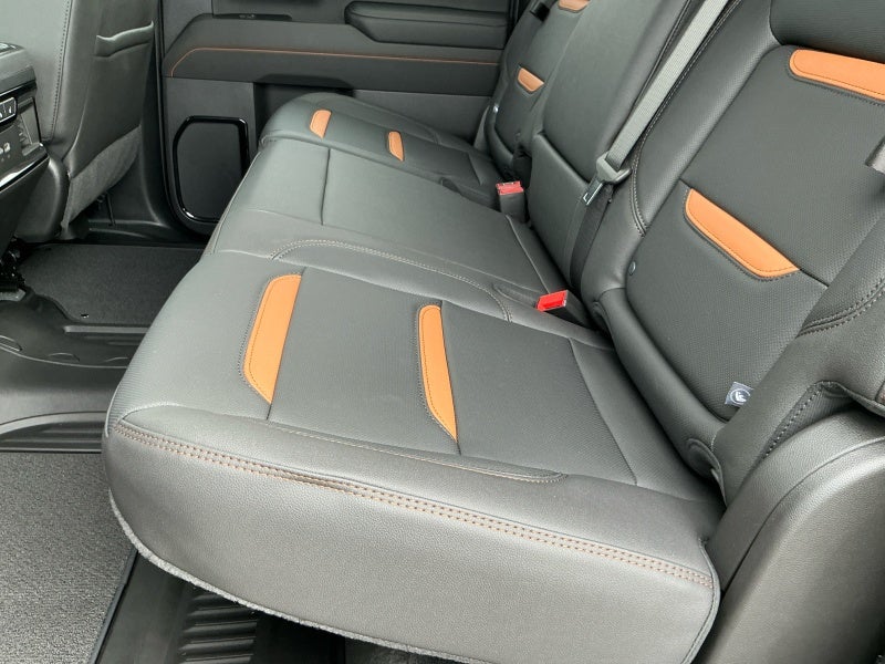 2025 GMC Sierra 3500 HD AT4