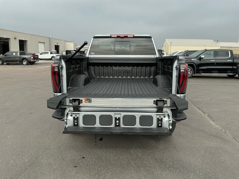 2025 GMC Sierra 3500 HD AT4