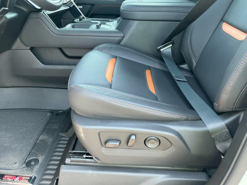 2025 GMC Sierra 3500 HD AT4