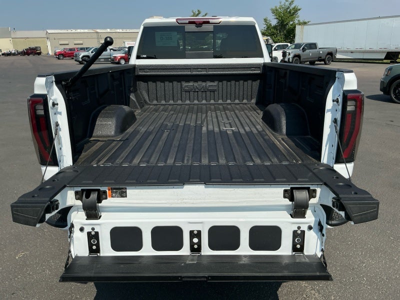 2025 GMC Sierra 3500 HD AT4