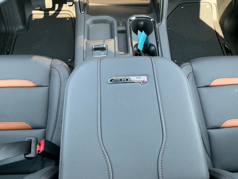 2025 GMC Sierra 3500 HD AT4