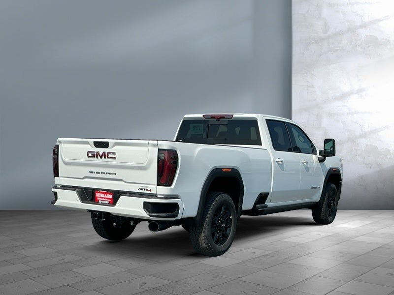 2025 GMC Sierra 3500 HD AT4