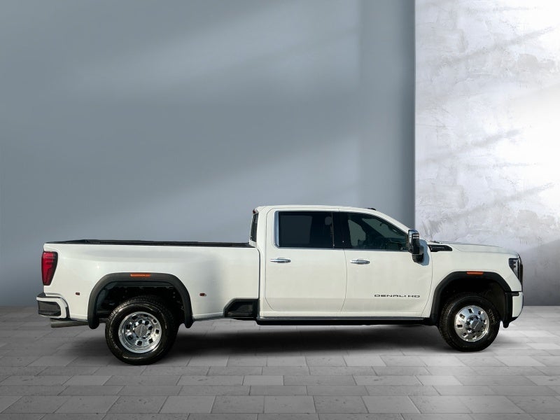 2026 GMC Sierra 3500 HD Denali Ultimate DRW