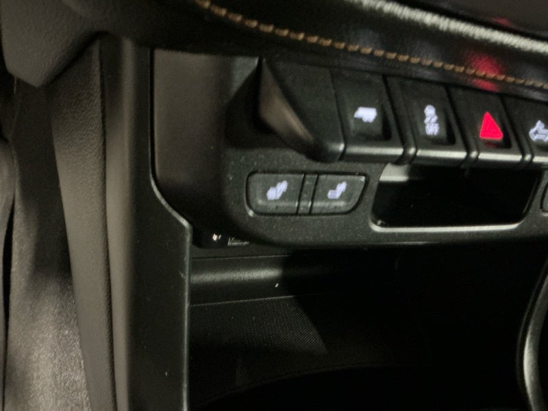 2022 GMC Canyon AT4 - Leather