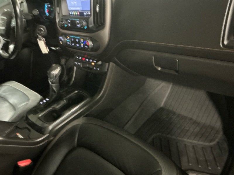 2022 GMC Canyon AT4 - Leather