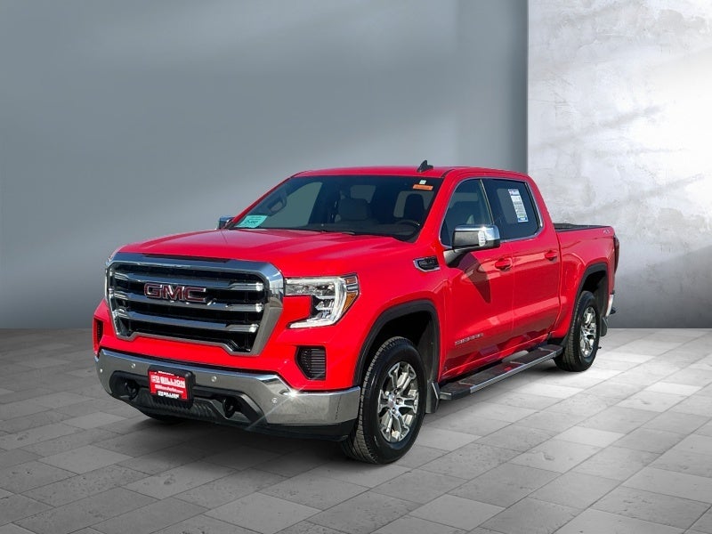 2021 GMC Sierra 4WD Crew Cab Short Box SLE's photo