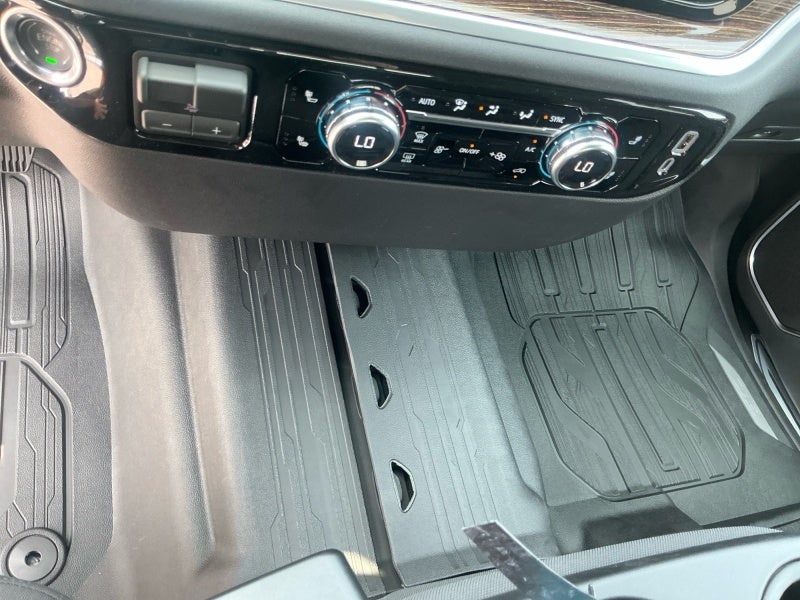 2026 GMC Sierra 1500 SLE - Photo 13