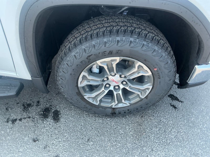 2026 GMC Sierra 1500 SLE - Photo 22