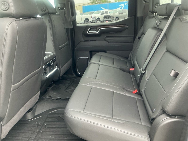 2026 GMC Sierra 1500 SLT - Photo 17