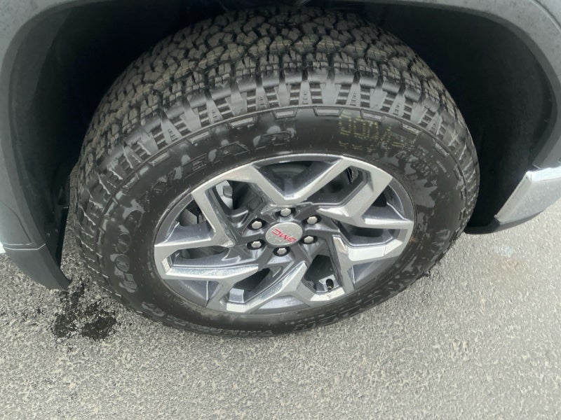2026 GMC Sierra 1500 SLT - Photo 22