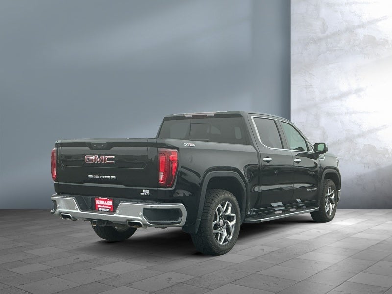 2022 GMC Sierra 1500 SLT