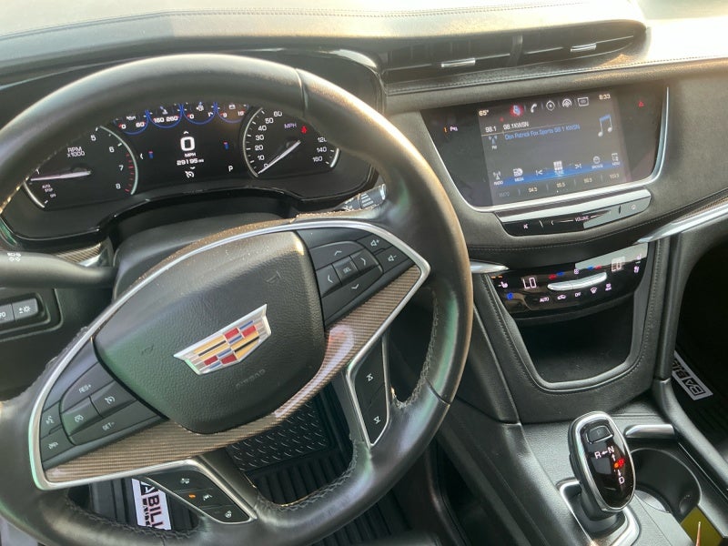 2017 Cadillac XT5 Platinum AWD